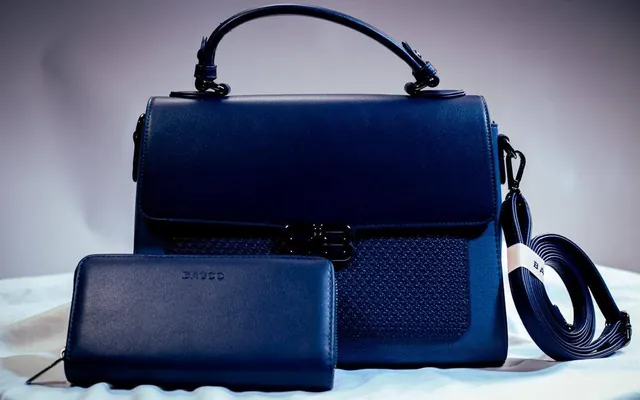 Eko woven-panel set in Navy